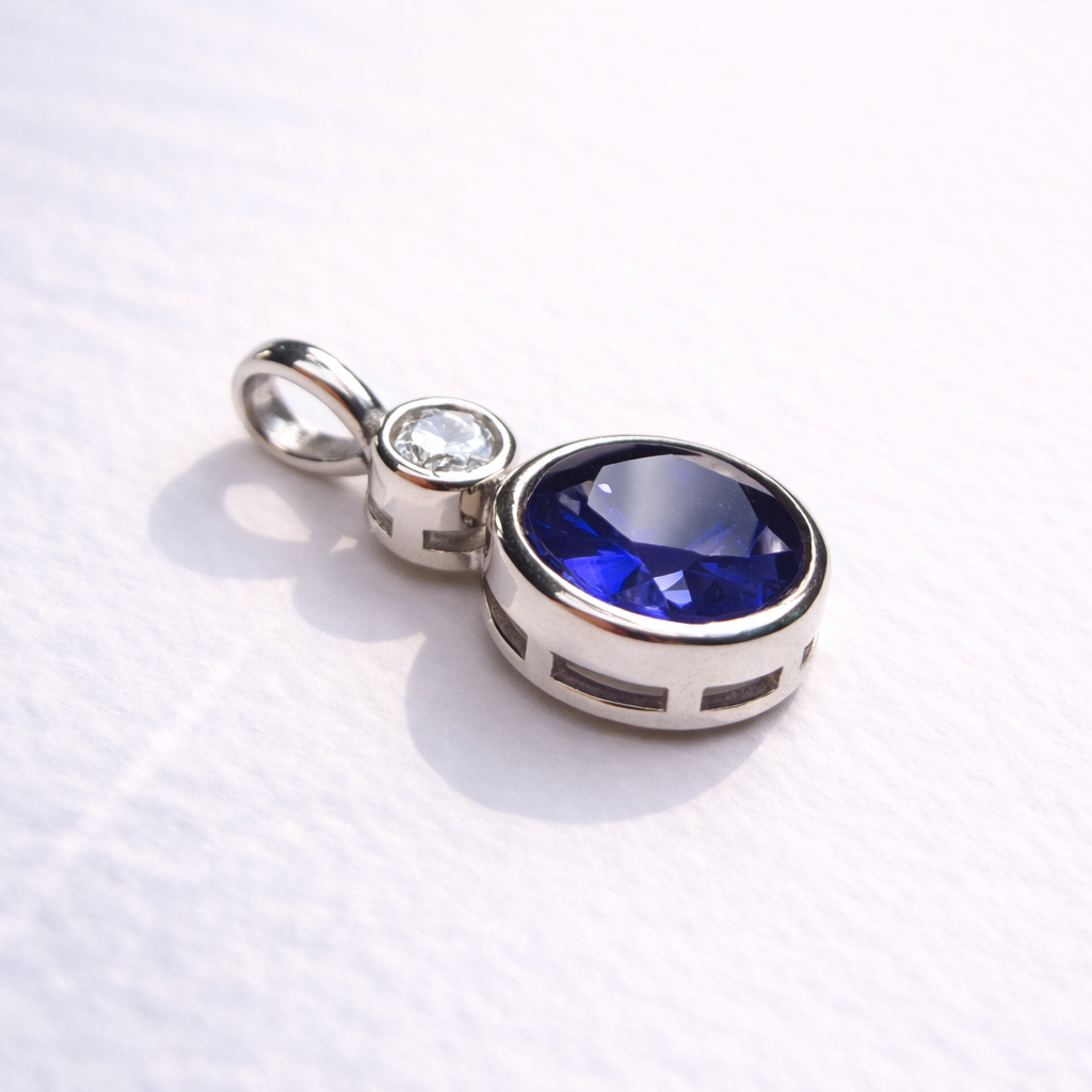 宝石アイオライト｜ラウンドファセットカット ペンダント シルバー925（チェーン別売）