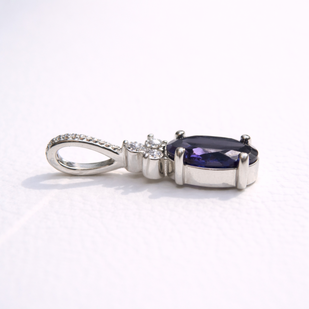 宝石アイオライト｜ファセットオーバルカット ペンダント シルバー925（チェーン別売）